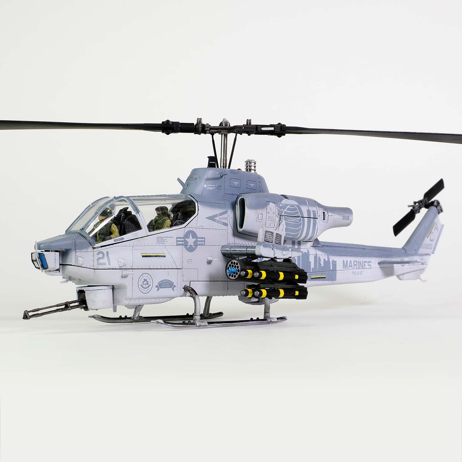 Bell AH-1W "Whiskey Cobra" U.S. Marine Corps Light attack helicopter (NTS exhaust nozzle) Squadron 167, "9/11 tribute", Camp Bastion, Afghanista, December