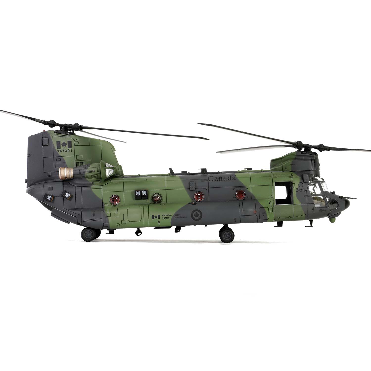 Boeing Chinook CH-147F helicopter Royal Canadian Air Force #147301, 450 Tactical Helicopter Squadron, Petawawa, Ontario