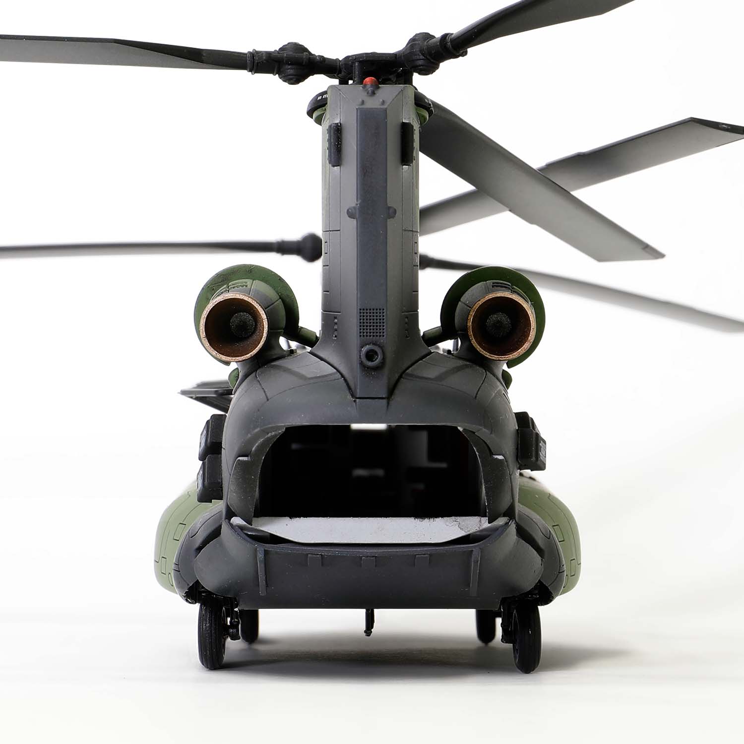 Boeing Chinook CH-147F helicopter Royal Canadian Air Force #147301, 450 Tactical Helicopter Squadron, Petawawa, Ontario