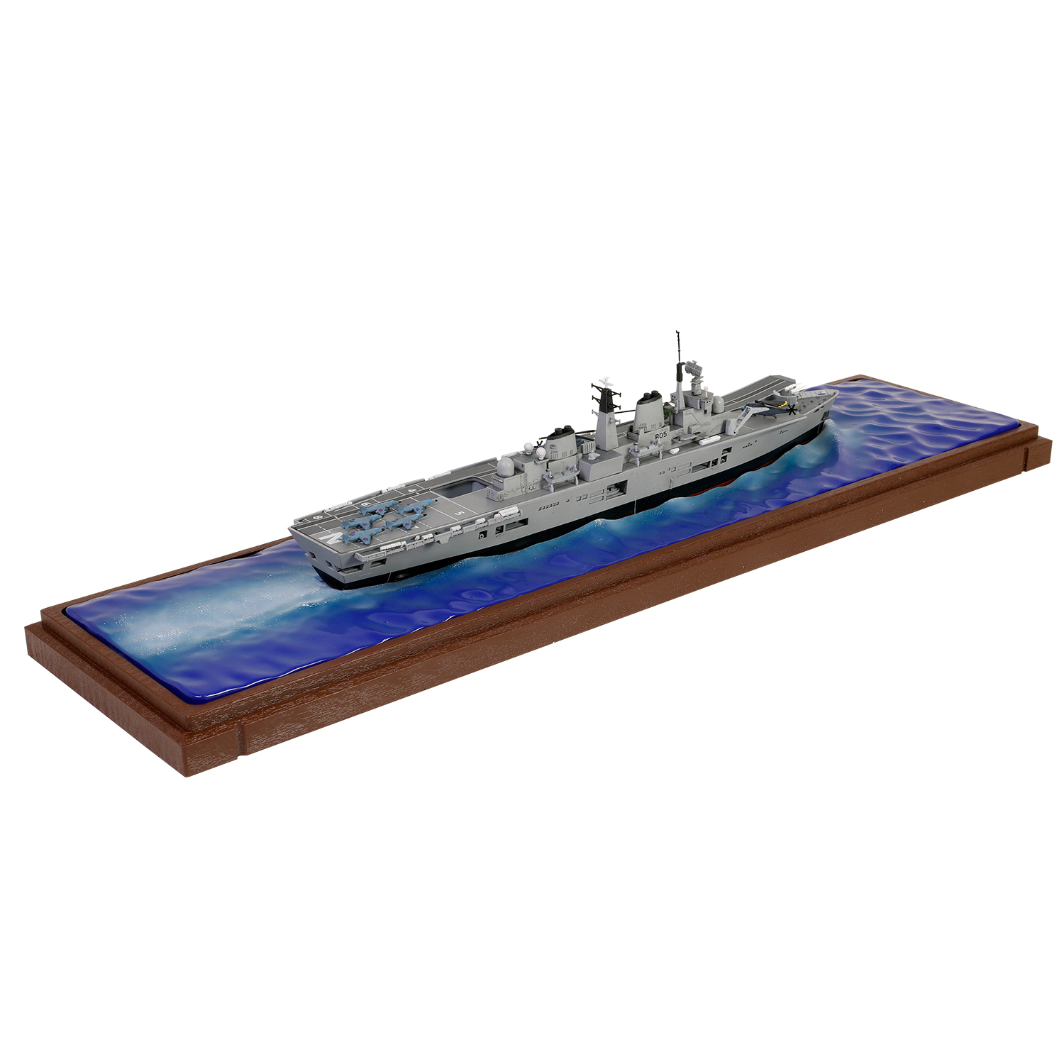 HMS Invincible(R05) Light Aircraft Carrier, Waterline edition Falklands War
