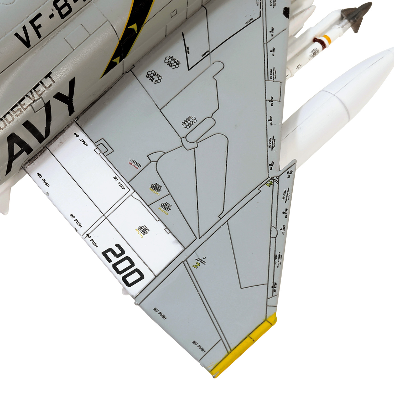 Boeing F-4J Phantom II VF-84 “Jolly Rogers”, USN, VF-84, USS Franklin D. Roosevelt (CVA-42), 1970