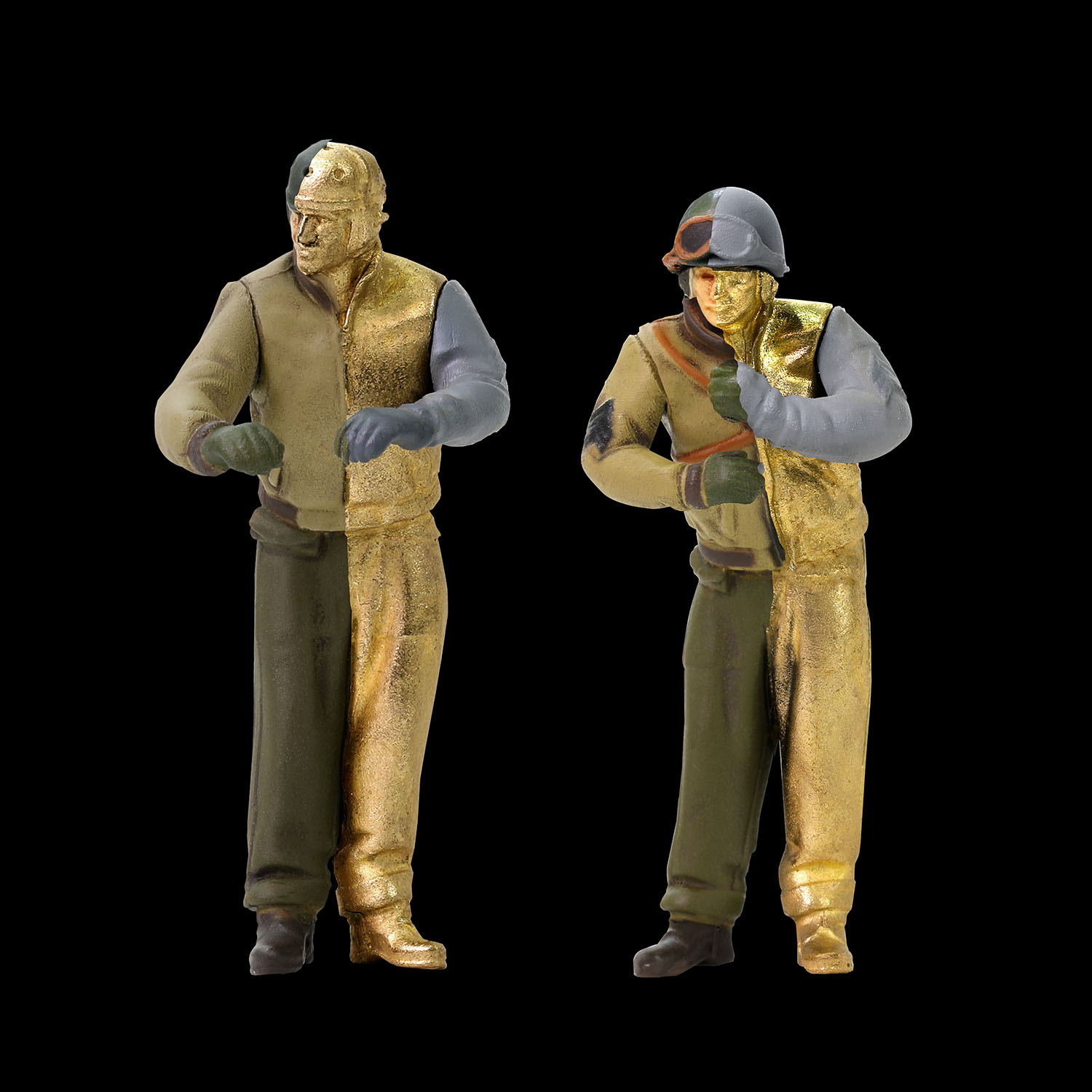 The body parts of the soldiers are made of copper